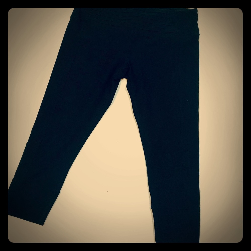 Mondetta Black Capris